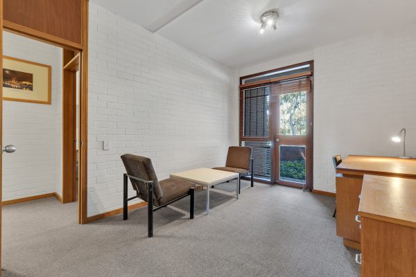 2-Bedroom Suite - Image 11