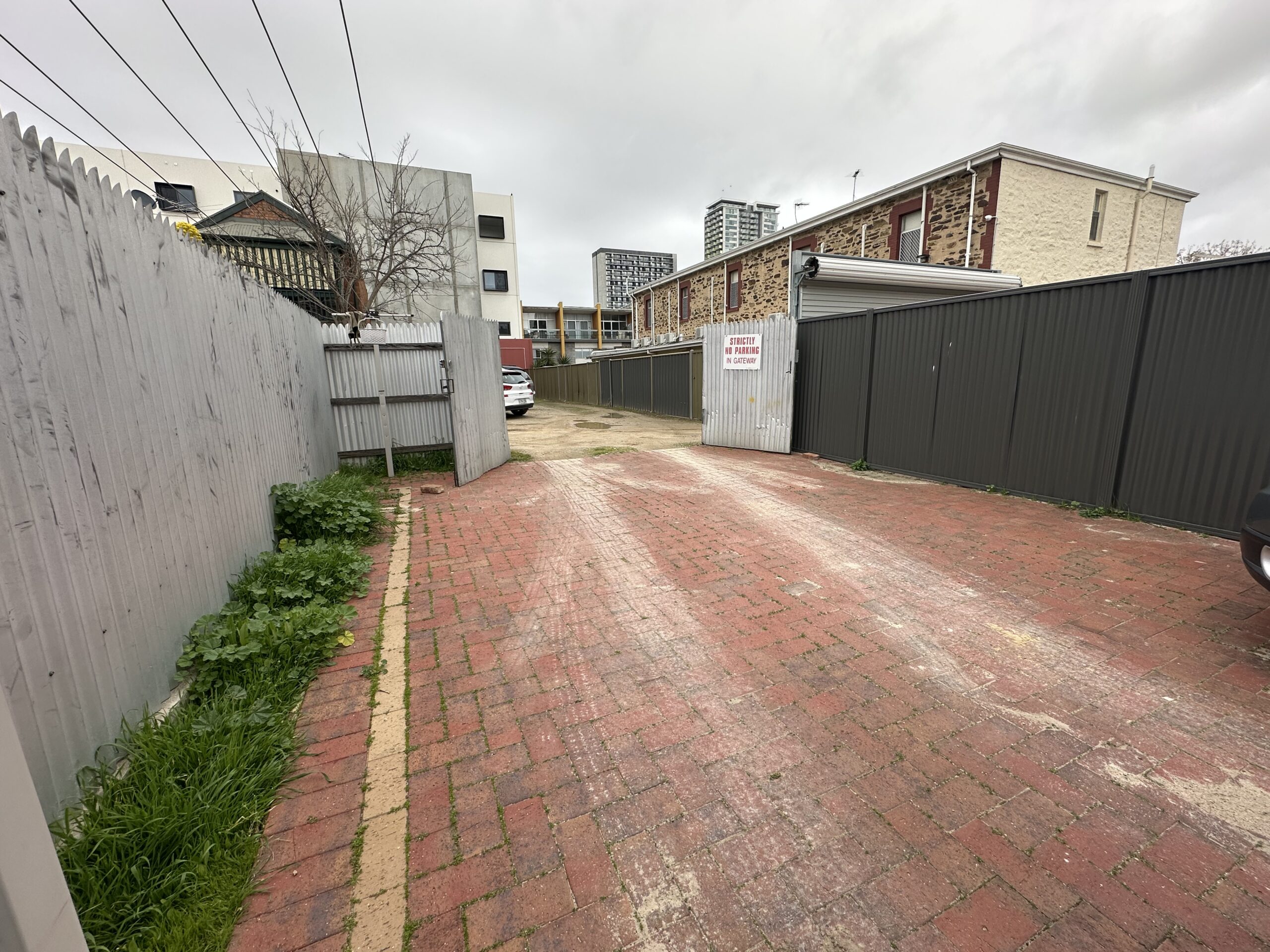 1 Bedroom Suites - Hurtle Square - Image 3